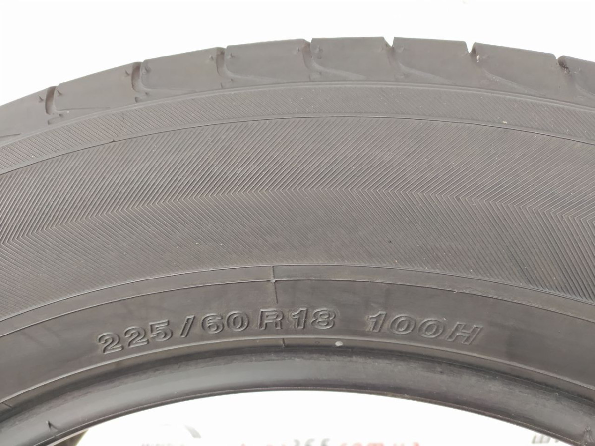 225/60 R18 YOKOHAMA BLUEARTH E51 4mm