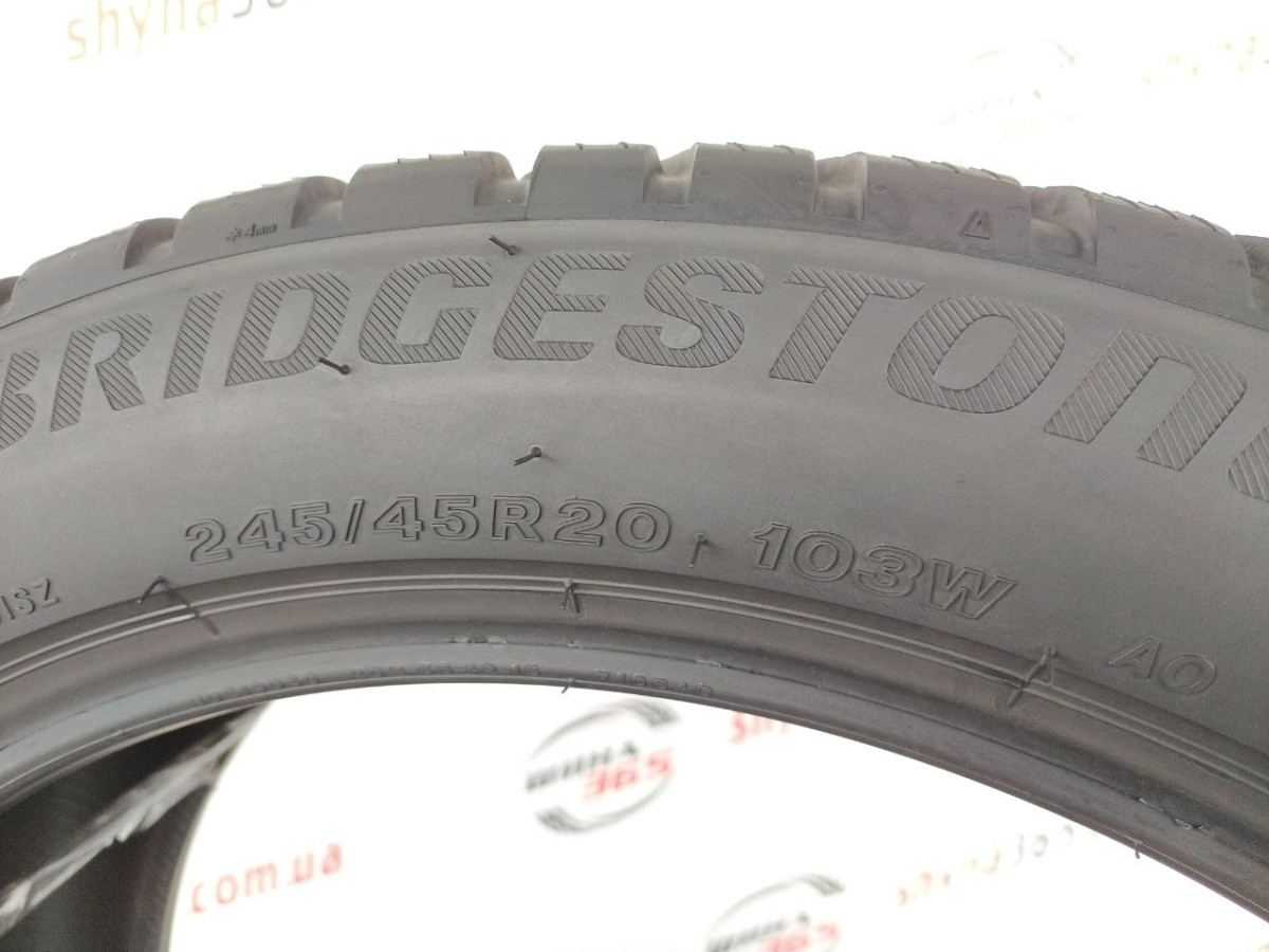 245/45 R18 BRIDGESTONE BLIZZAK LM001 5mm