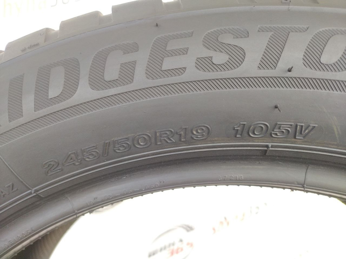 245/50 R19 BRIDGESTONE BLIZZAK LM001 RUN FLAT 7mm