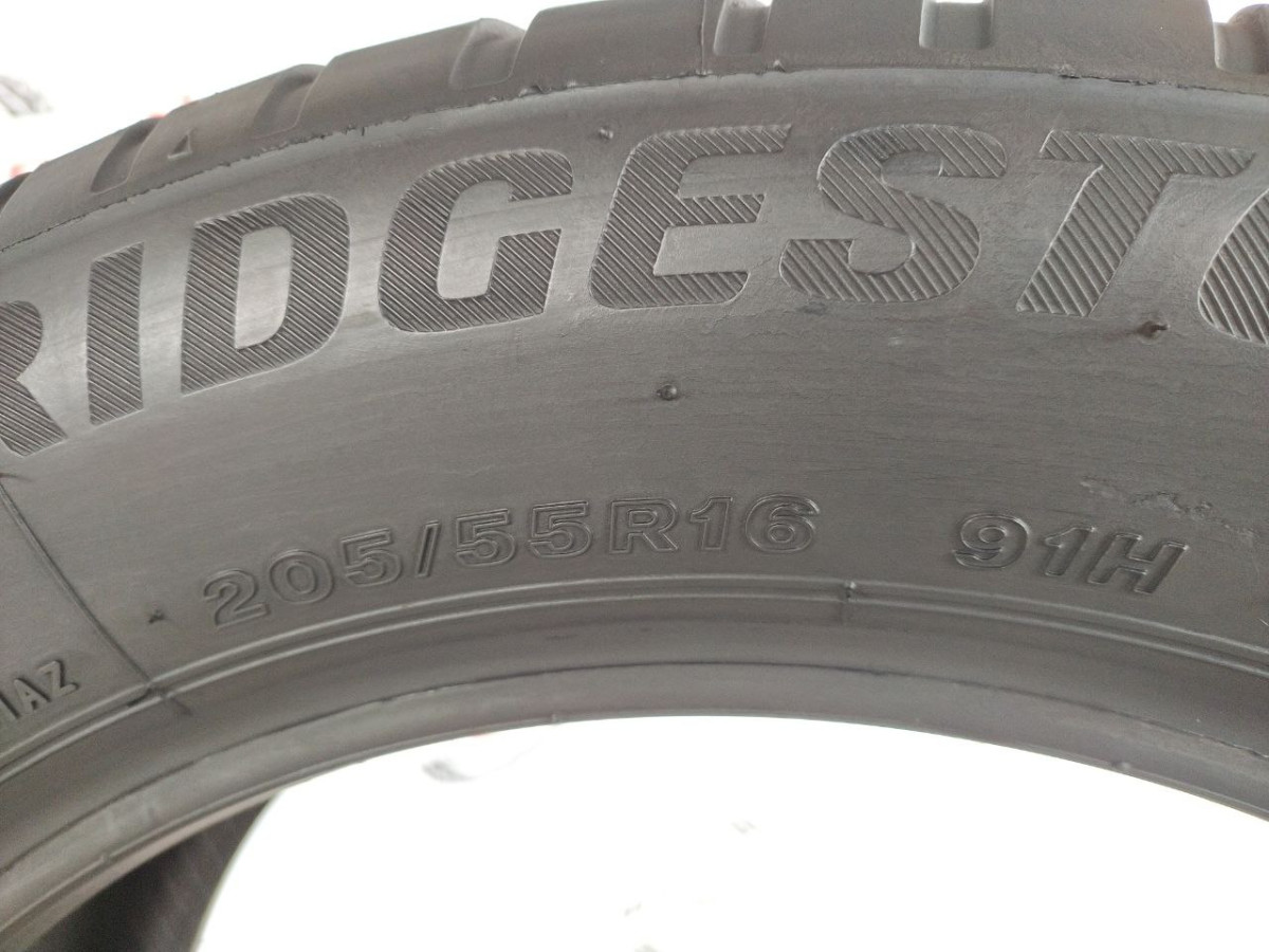 205/55 R16 BRIDGESTONE BLIZZAK LM001 * 6mm