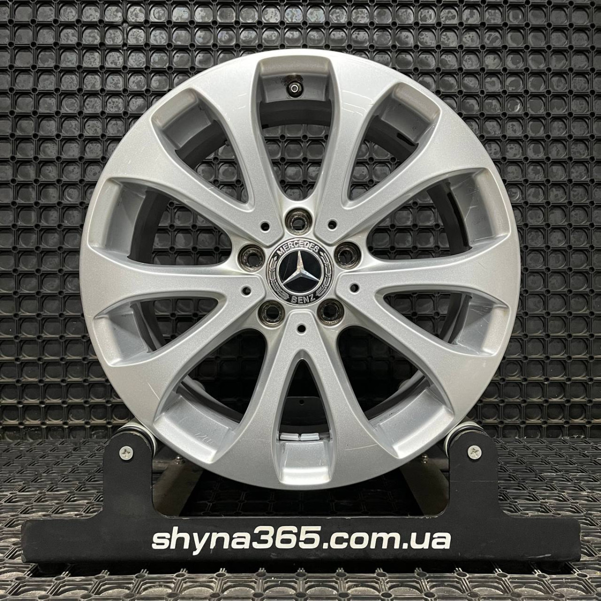 ДИСКИ БУ MERCEDES A2134011000 R17 7.5J PCD 5X112 ET40 DIA66.6 S