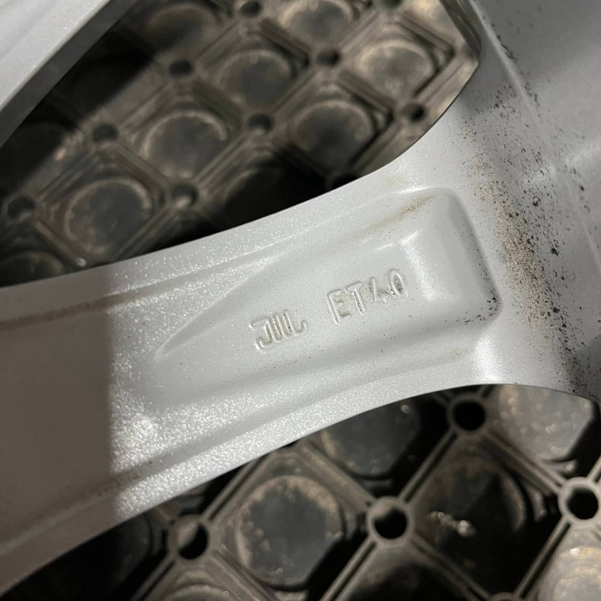 ДИСКИ БУ MERCEDES A2134011000 R17 7.5J PCD 5X112 ET40 DIA66.6 S