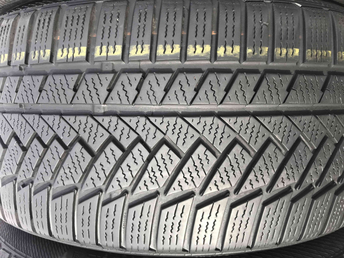 225/40 R18 CONTINENTAL WINTERCONTACT TS850P 5mm