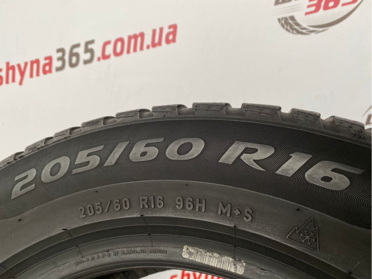 205/60 R16 PIRELLI WINTER SOTTOZERO 3 6mm