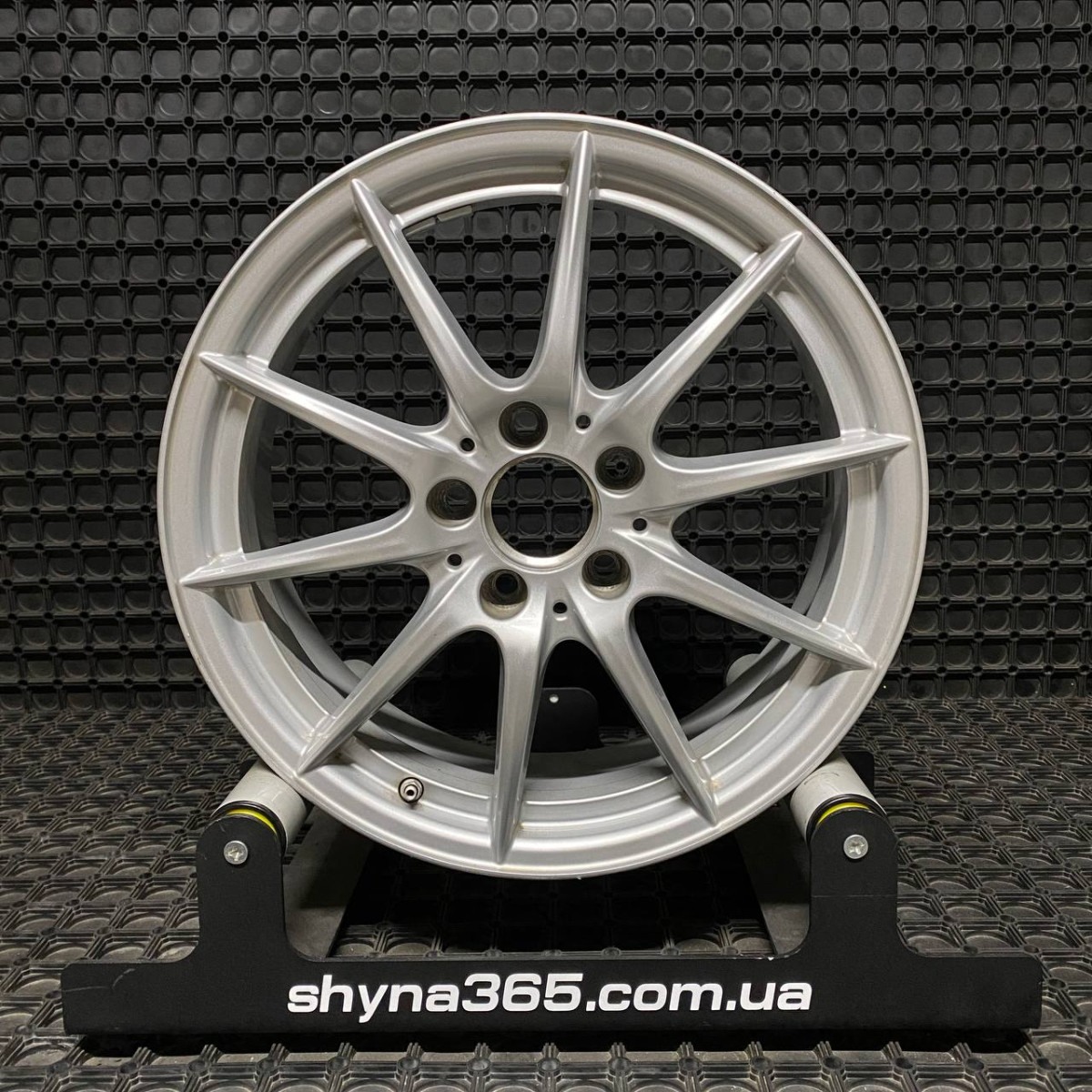 ДИСКИ БУ MERCEDES A2464010102 R17 6.5J PCD 5X112 ET49 DIA66.6 S