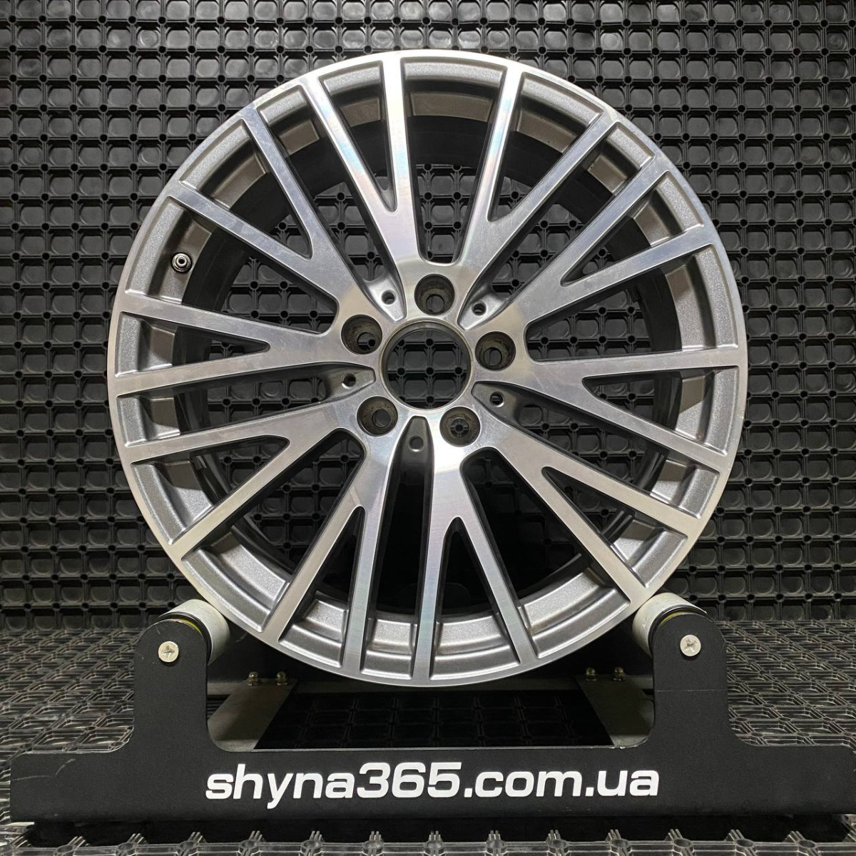 ДИСКИ БУ MERCEDES A1774010600 R18 7.5J PCD 5X112 ET49 DIA66.6 GMF