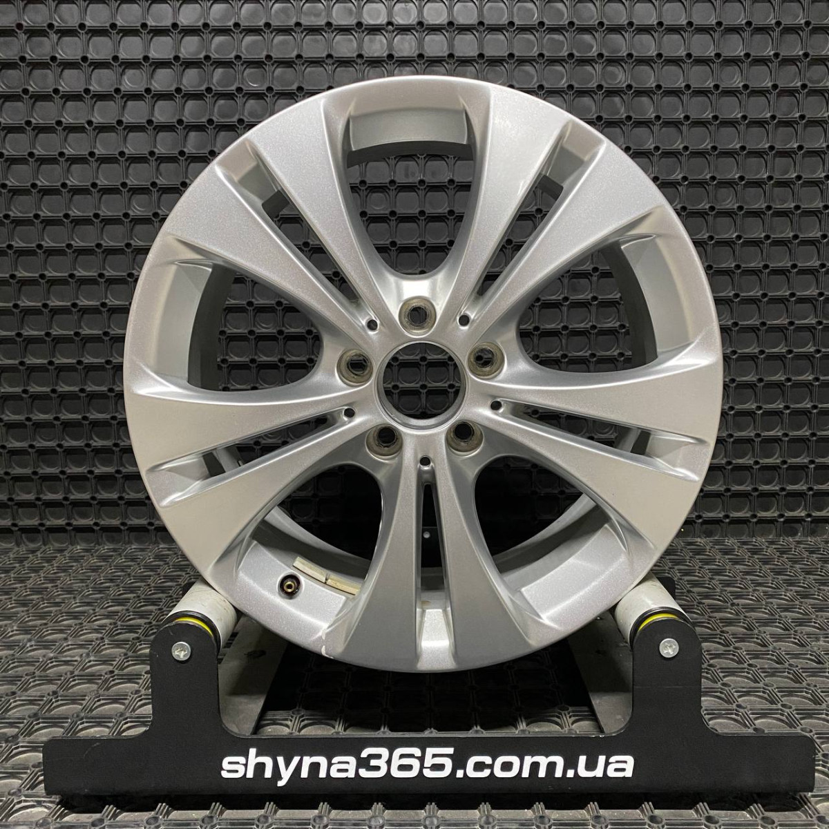 ДИСКИ БУ MERCEDES A2464010800 R17 7.5J PCD 5X112 ET52.5 DIA66.6 S