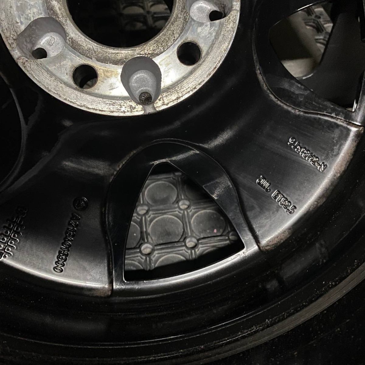 ДИСКИ БУ MERCEDES A2134015300 R18 9J PCD 5X112 ET52.5 DIA66.6 BKF