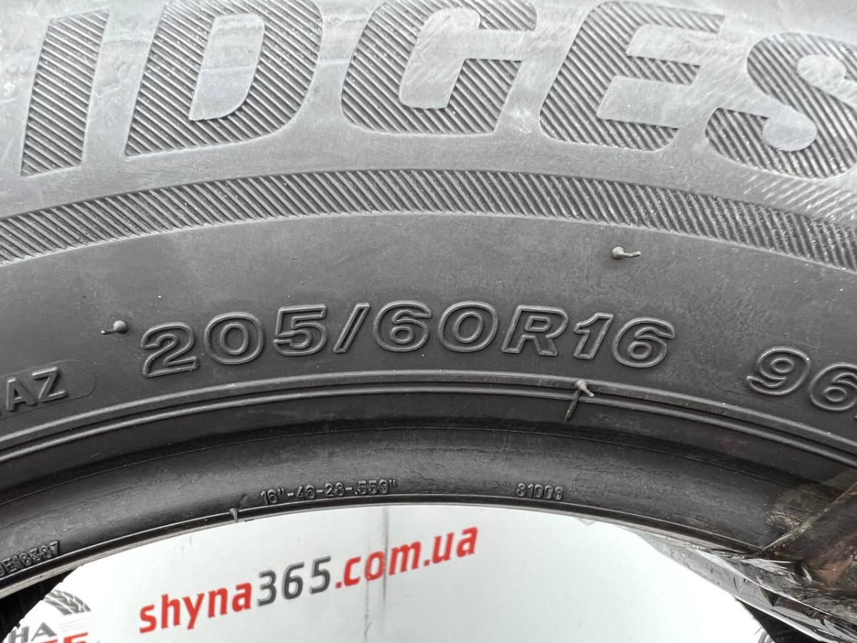 205/60 R16 BRIDGESTONE BLIZZAK LM001 * 5mm