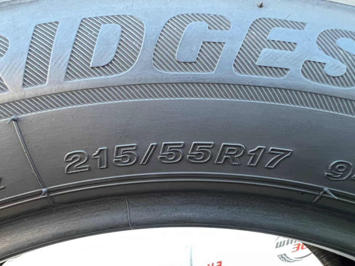 215/55 R17 BRIDGESTONE BLIZZAK LM001 AO 4mm