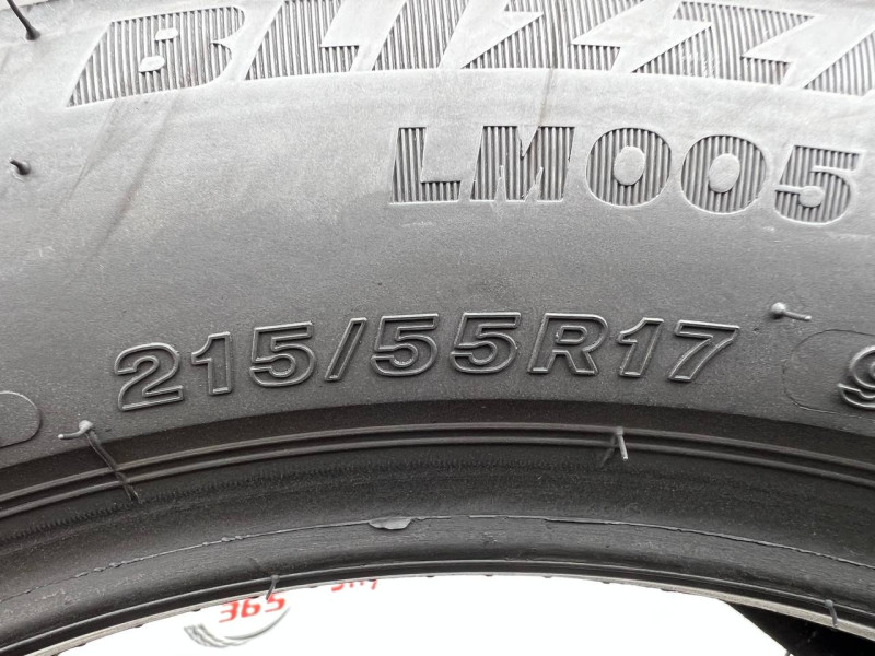 215/55 R17 BRIDGESTONE BLIZZAK LM005 6mm