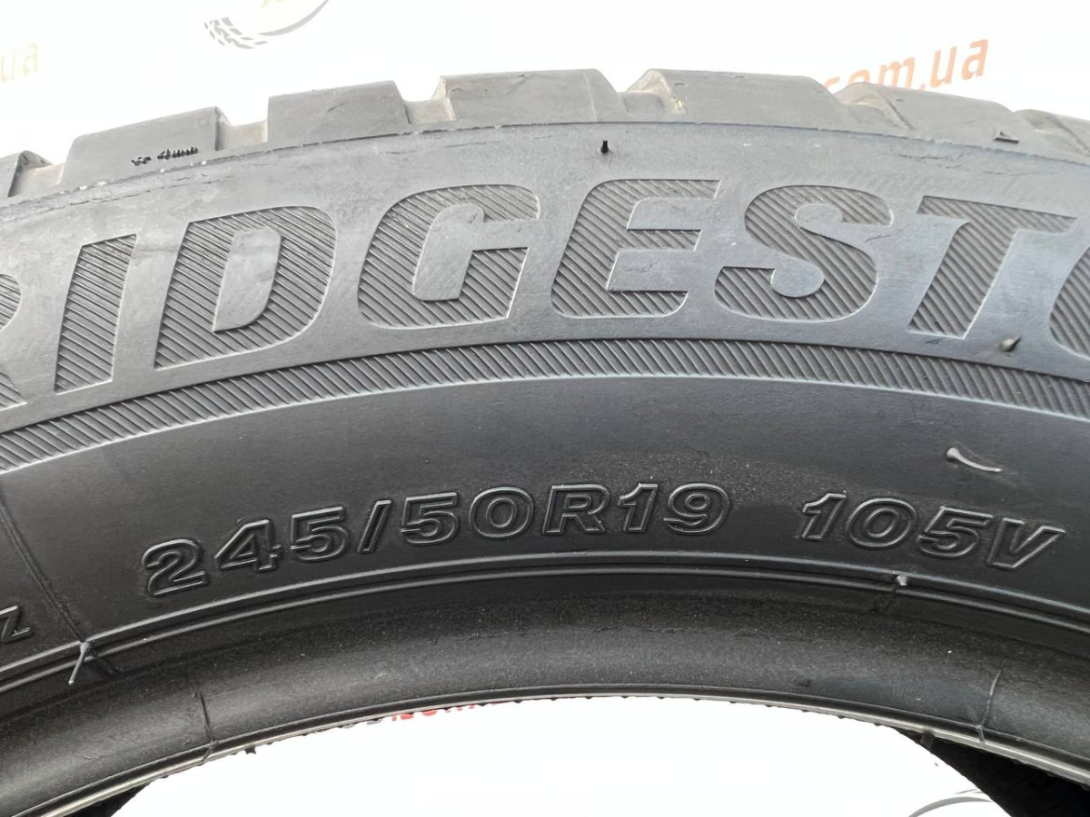 245/50 R19 BRIDGESTONE BLIZZAK LM001 RUN FLAT 4mm
