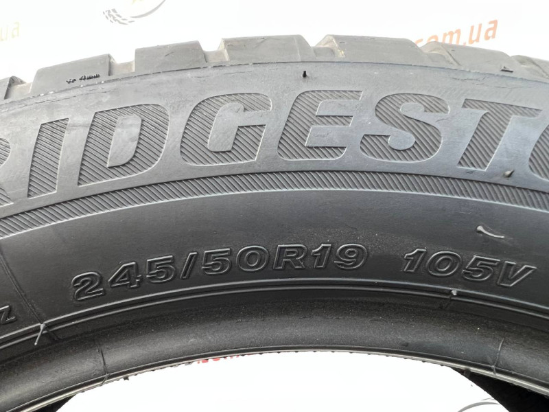 245/50 R19 BRIDGESTONE BLIZZAK LM001 RUN FLAT 4mm