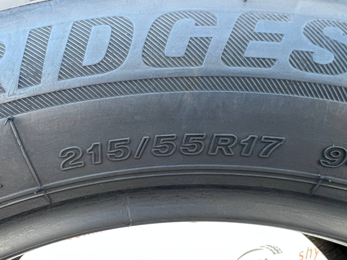 215/55 R17 BRIDGESTONE BLIZZAK LM001 AO 6mm