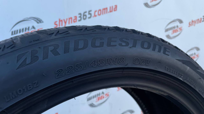 225/45 R18 BRIDGESTONE BLIZZAK LM001 5mm