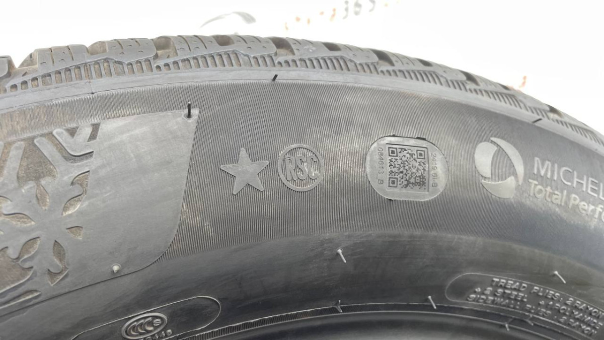 265/50 R19 MICHELIN PILOT ALPIN 5 SUV RUN FLAT 7mm