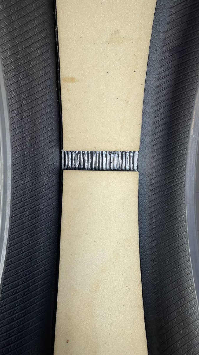 315/30 R21 CONTINENTAL CONTISPORTCONTACT 5P CONTISILENT 5mm