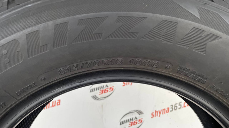 215/70 R16 BRIDGESTONE BLIZZAK DM-V2 7mm