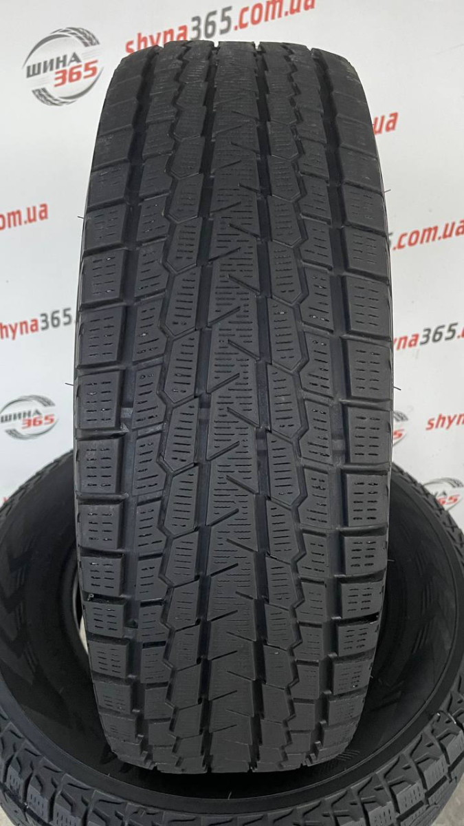 215/70 R16 YOKOHAMA ICE GUARD G075 6mm