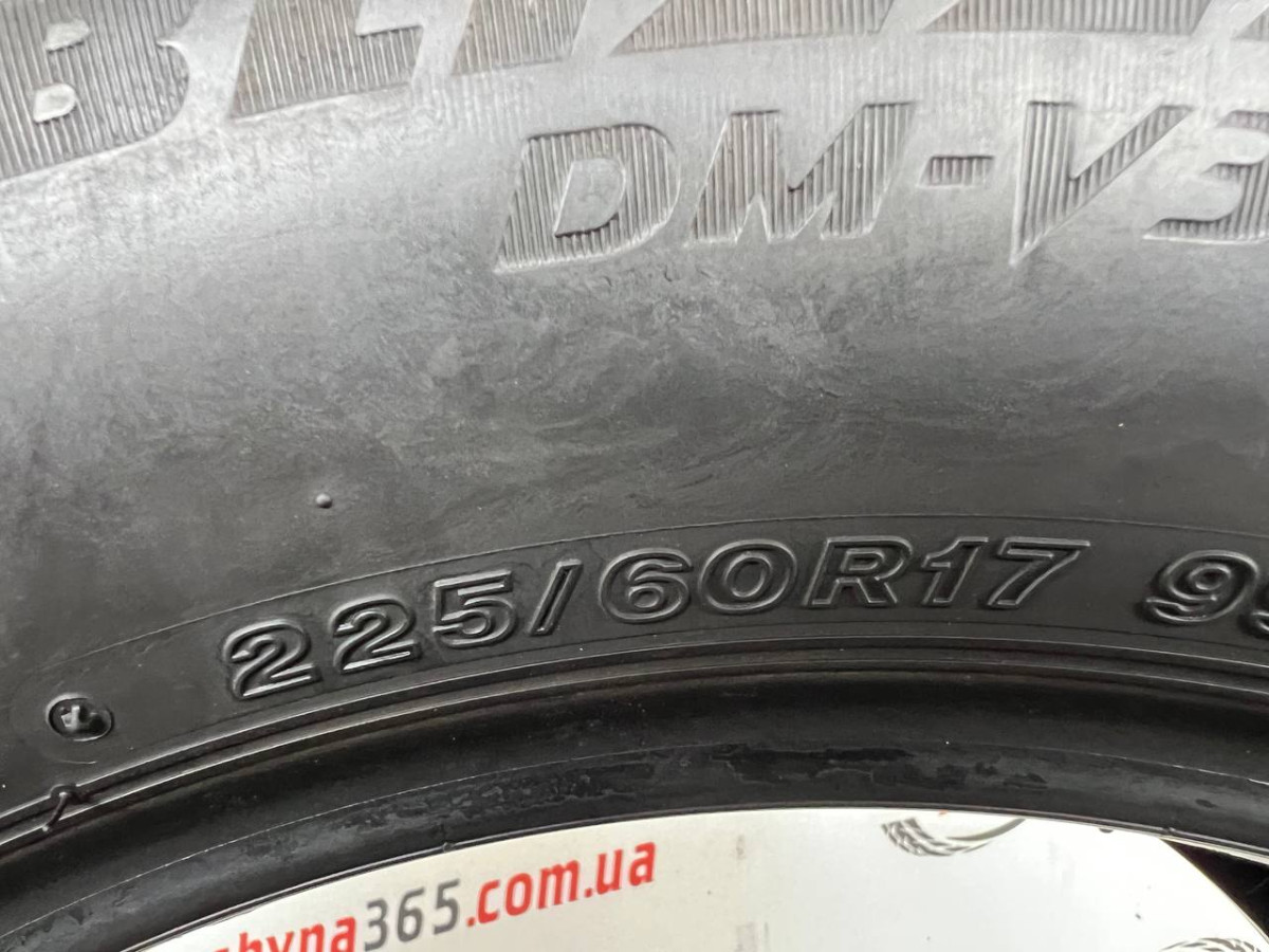 225/60 R17 BRIDGESTONE BLIZZAK DM-V3 6mm