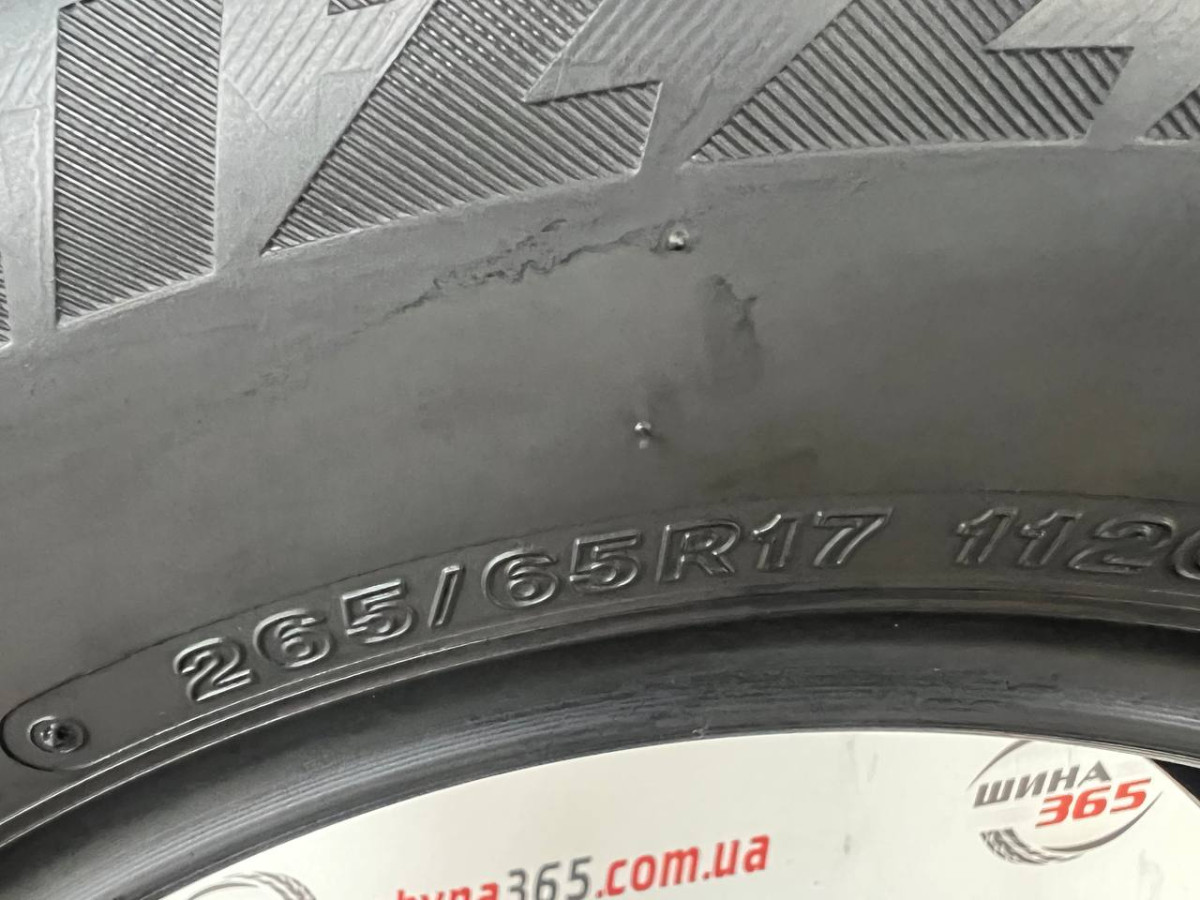 265/65 R17 BRIDGESTONE BLIZZAK DM-V2 8mm