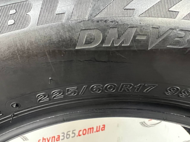 225/60 R17 BRIDGESTONE BLIZZAK DM-V3 7mm