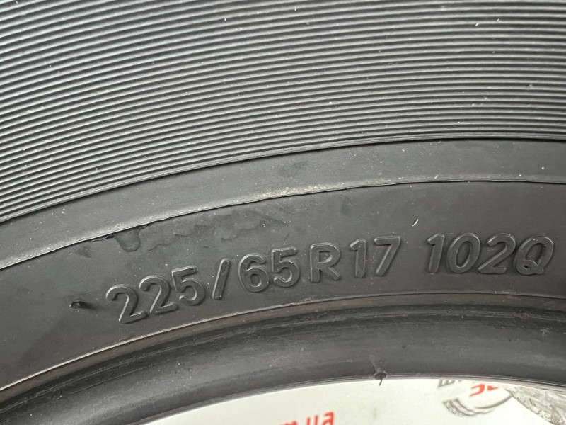 225/65 R17 TOYO WINTER TRANPATH TX 8mm