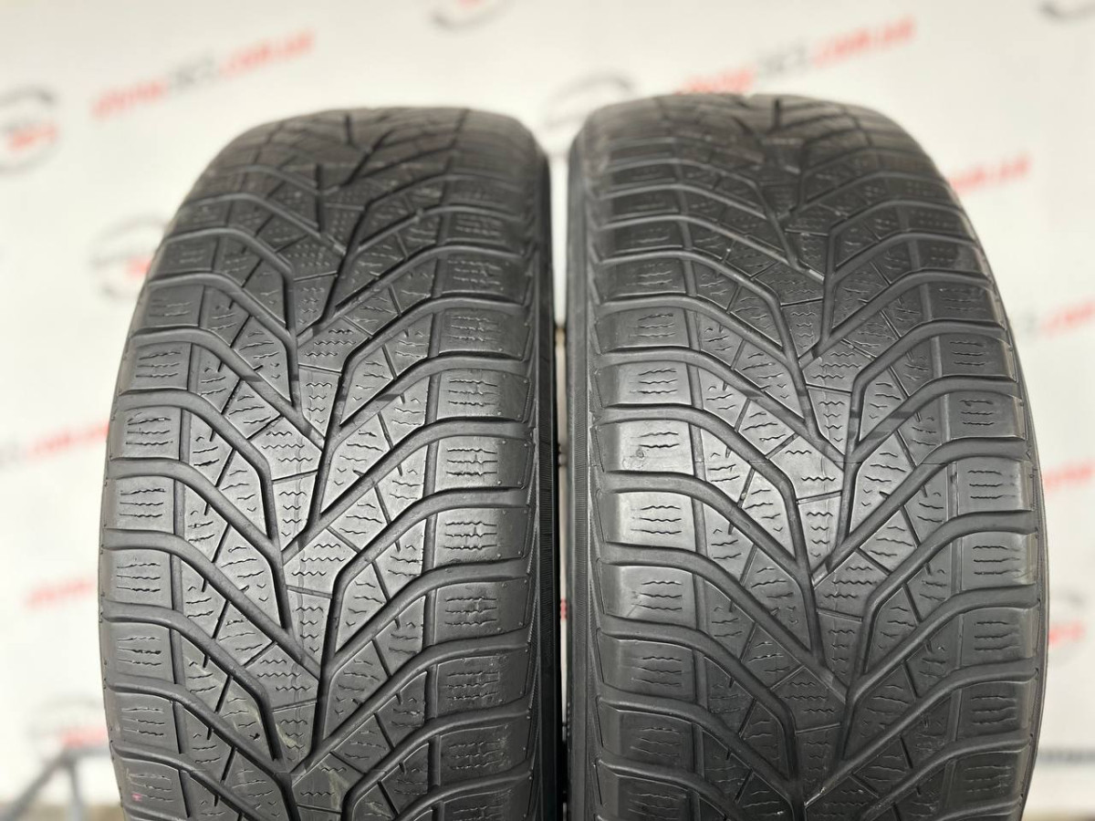 215/55 R17 YOKOHAMA BLUEARTH WINTER V905 5mm