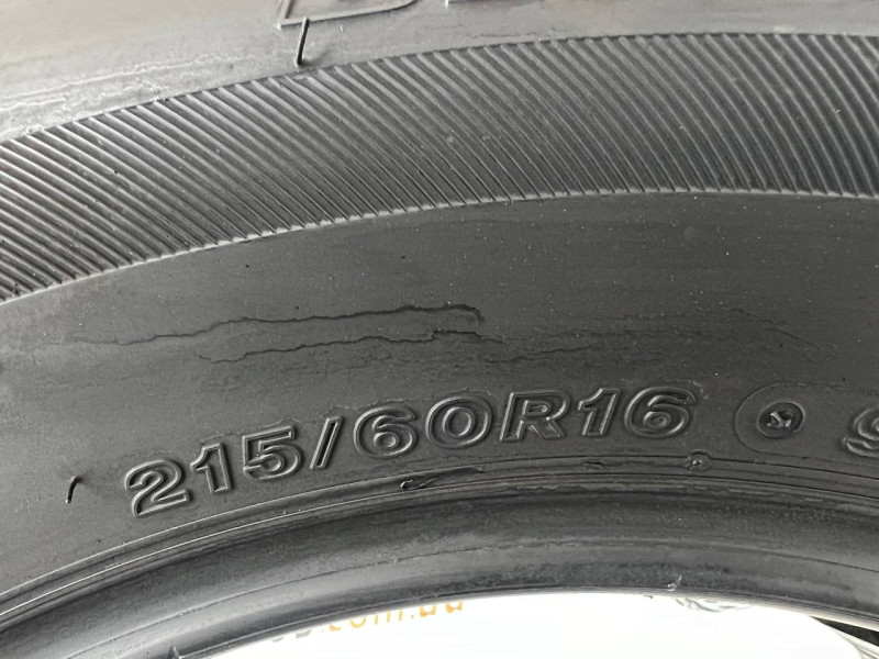 215/60 R16 BRIDGESTONE BLIZZAK VRX 8mm
