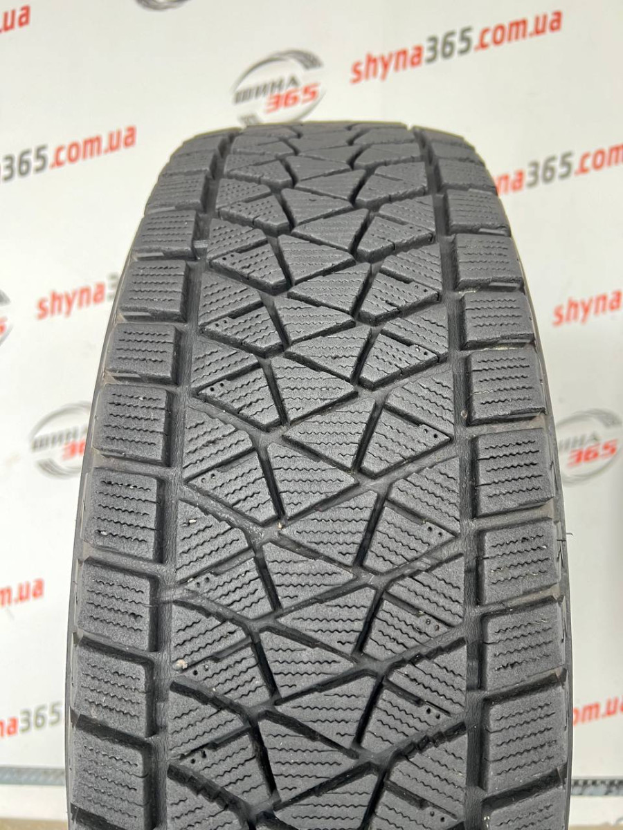 215/70 R16 BRIDGESTONE BLIZZAK DM-V2 8mm