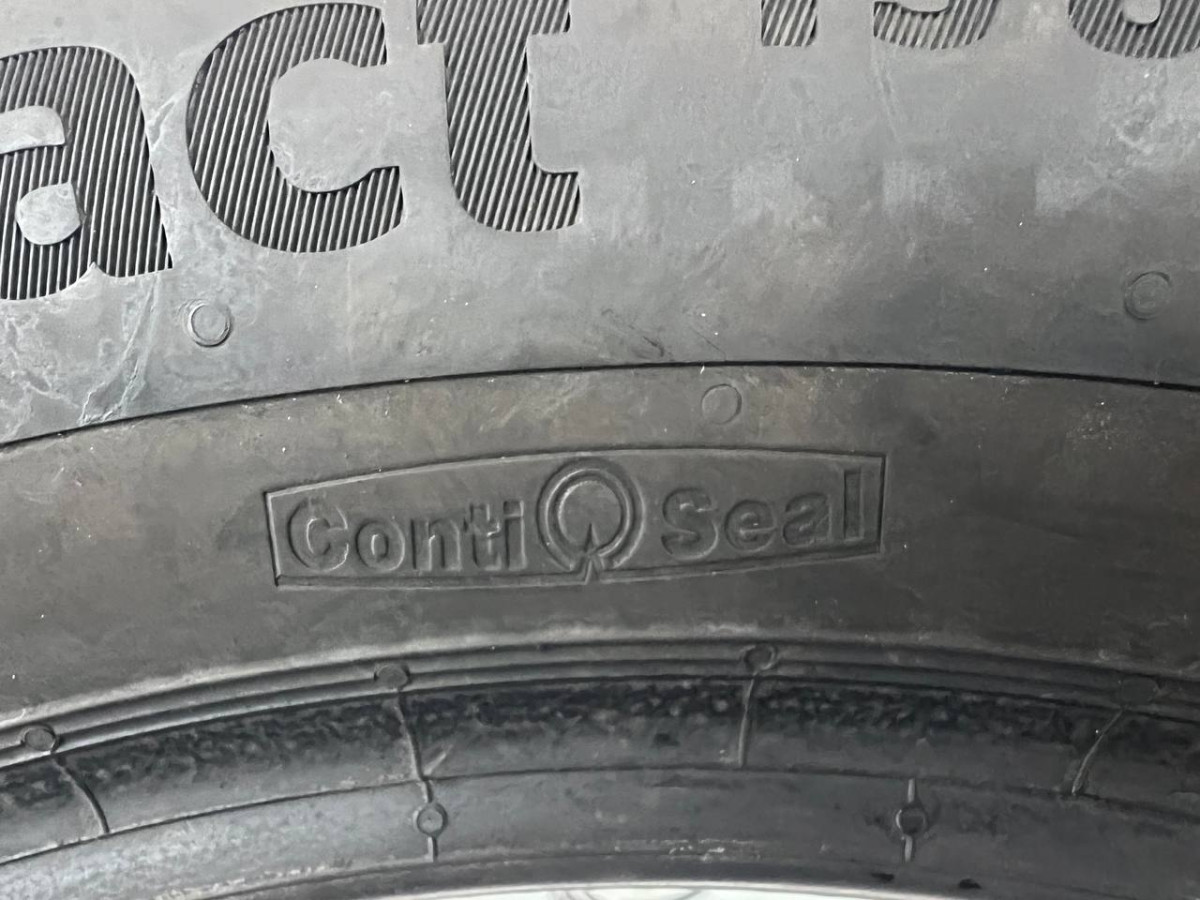 215/55 R17 CONTINENTAL WINTERCONTACT TS870P CONTISEAL 4mm