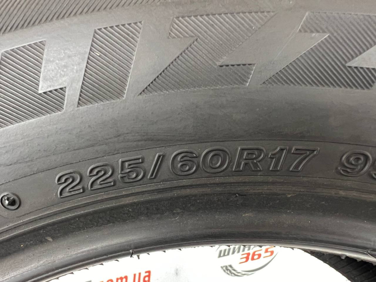 225/60 R17 BRIDGESTONE BLIZZAK DM-V2 9mm