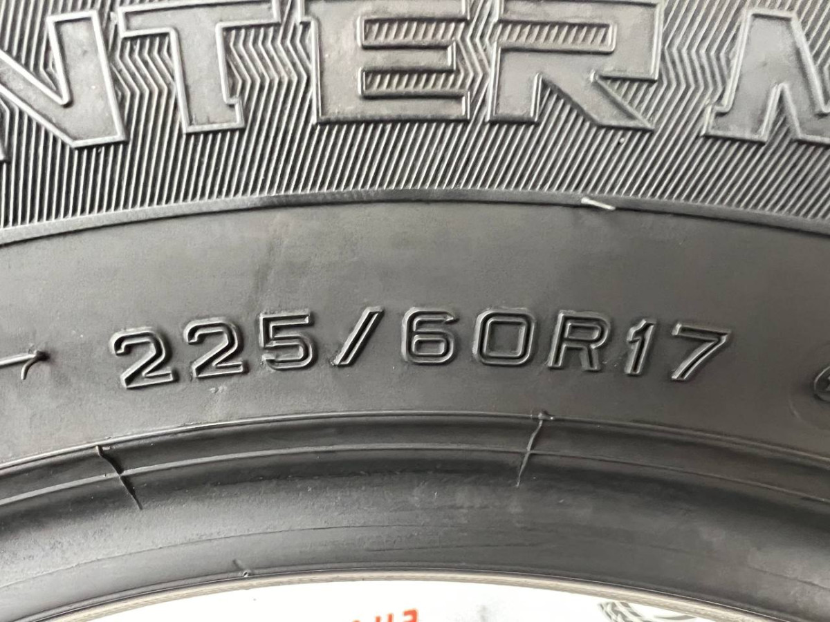 225/60 R17 DUNLOP WINTER MAXX SJ8 8mm