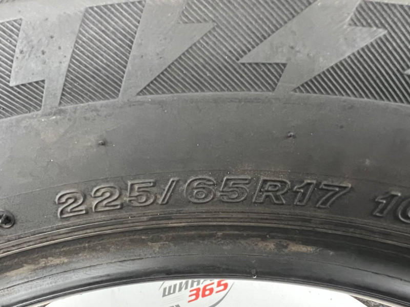 225/65 R17 BRIDGESTONE BLIZZAK DM-V2 9mm
