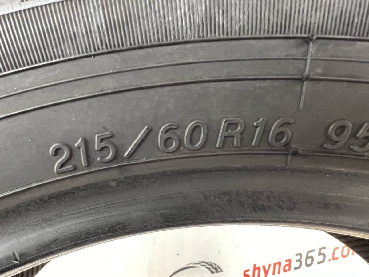 215/60 R16 YOKOHAMA ICE GUARD IG50 PLUS 6mm