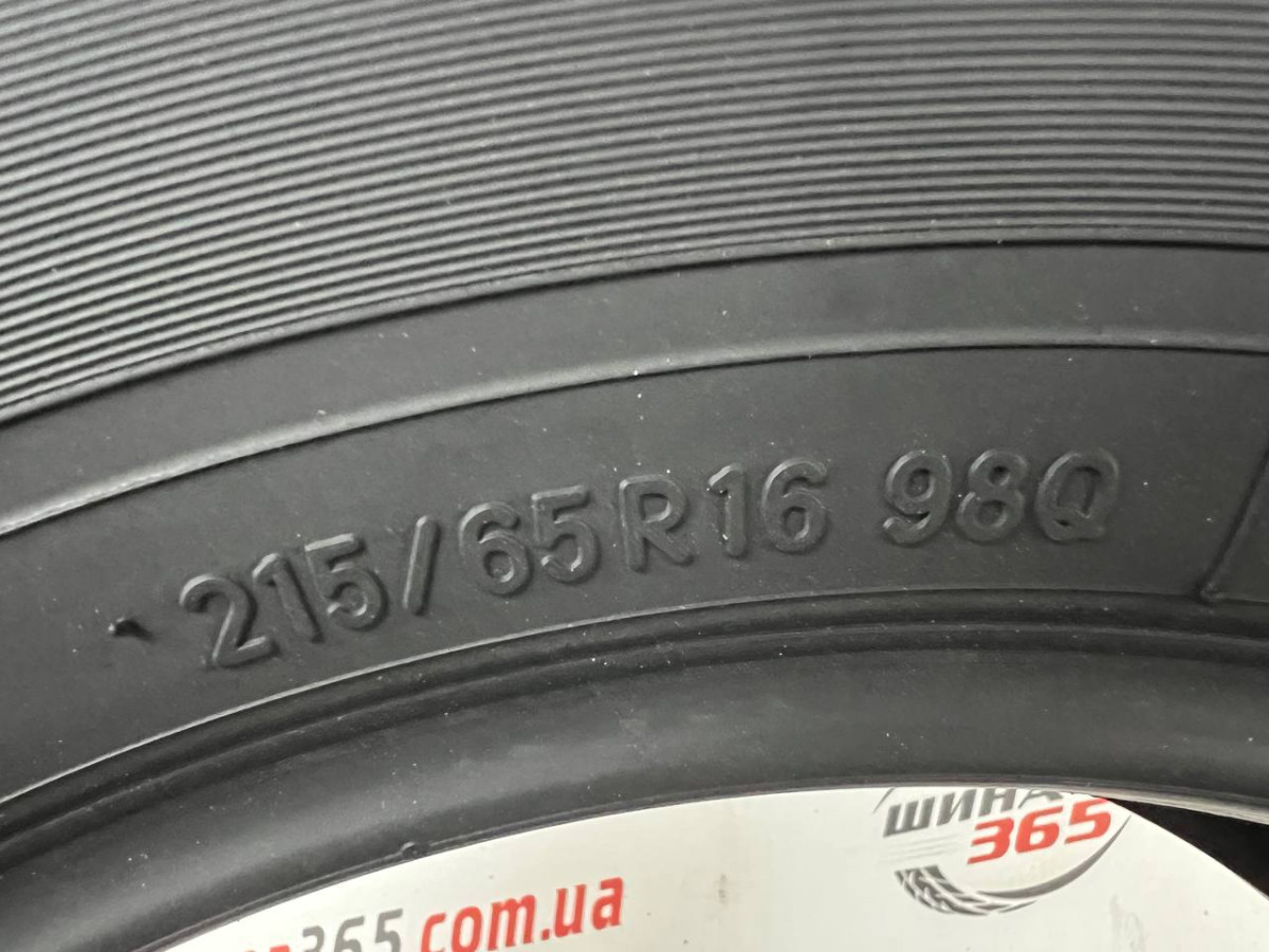 215/65 R16 TOYO WINTER TRANPATH TX 8mm