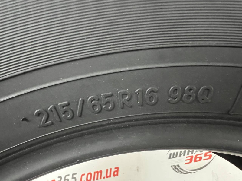 215/65 R16 TOYO WINTER TRANPATH TX 8mm