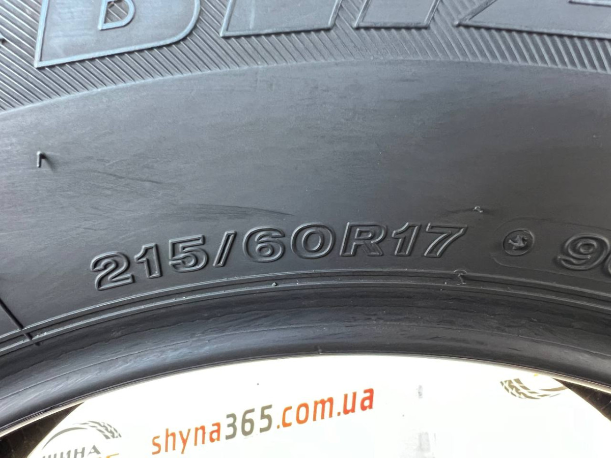 215/60 R17 BRIDGESTONE BLIZZAK REVO GZ 7mm