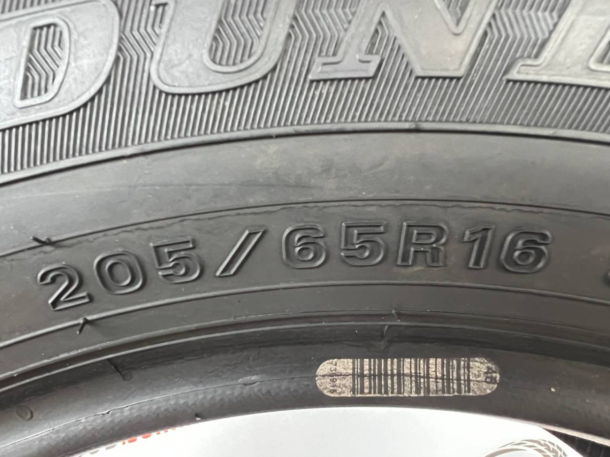 205/65 R16 DUNLOP WINTER MAXX WM01 8mm