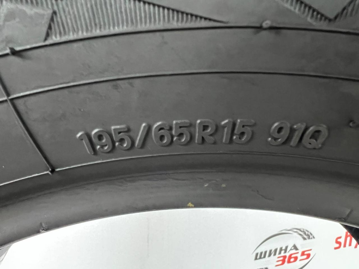 195/65 R15 TOYO OBSERVE GIZ2 7mm