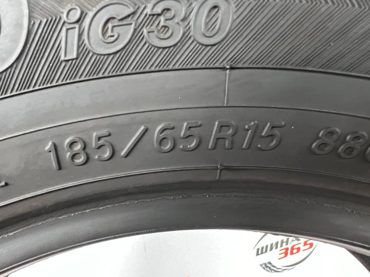 185/65 R15 YOKOHAMA ICE GUARD IG30 7mm