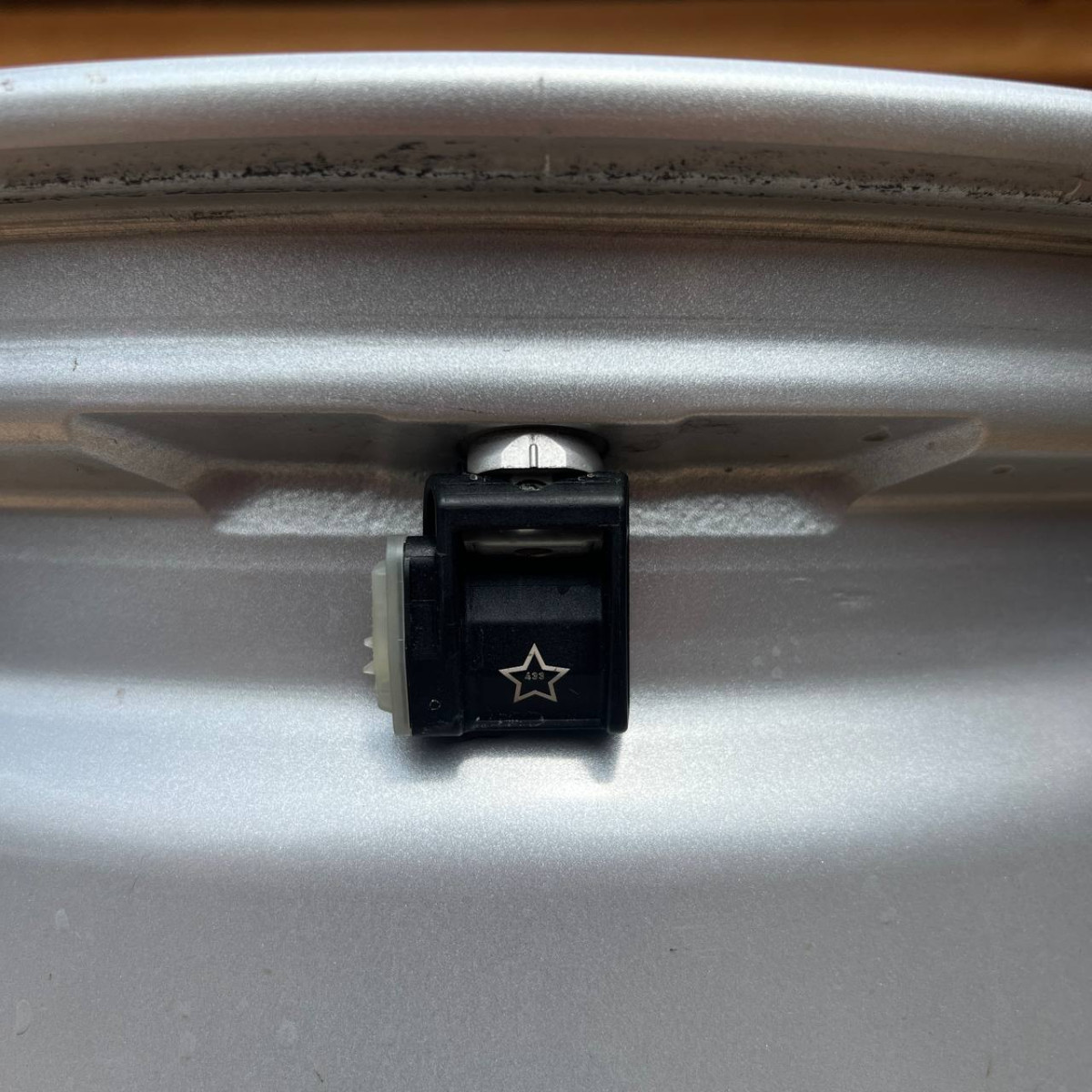ДИСКИ БУ BMW 6876918 R18 7J PCD 5X112 ET22 DIA66.6 S