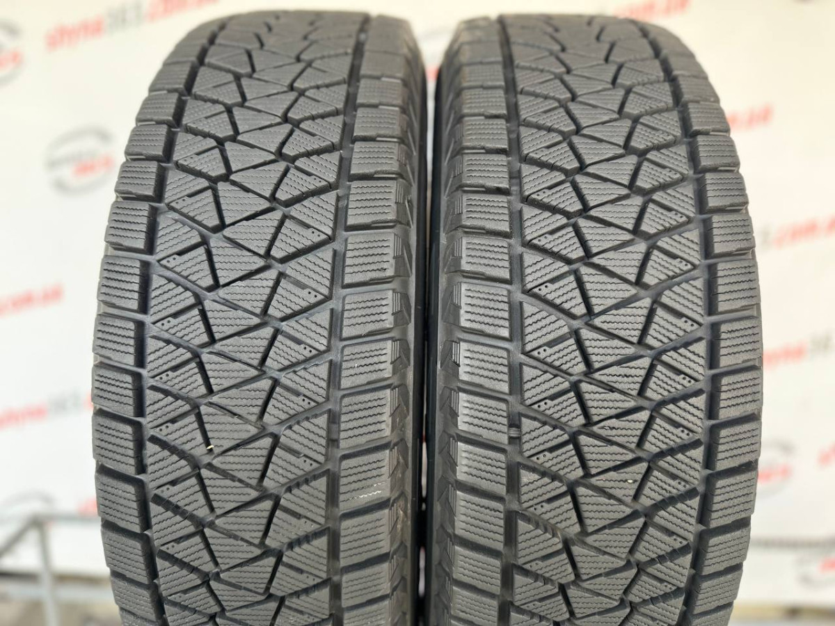 215/70 R16 BRIDGESTONE BLIZZAK DM-V2 9mm