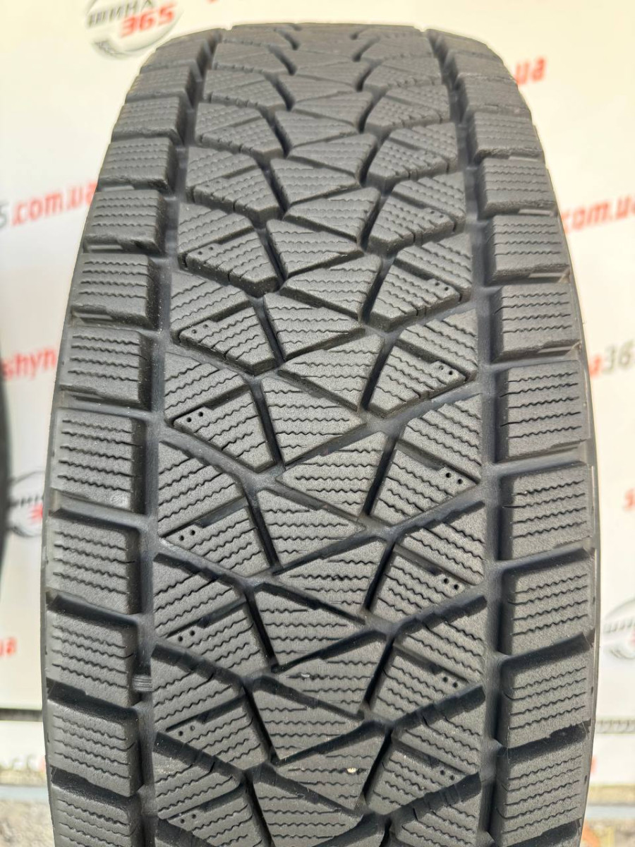 215/70 R16 BRIDGESTONE BLIZZAK DM-V2 9mm