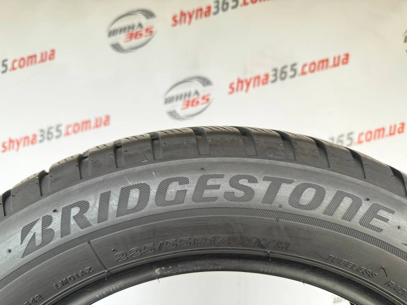 225/55 R17 BRIDGESTONE BLIZZAK LM001 RUN FLAT 6mm