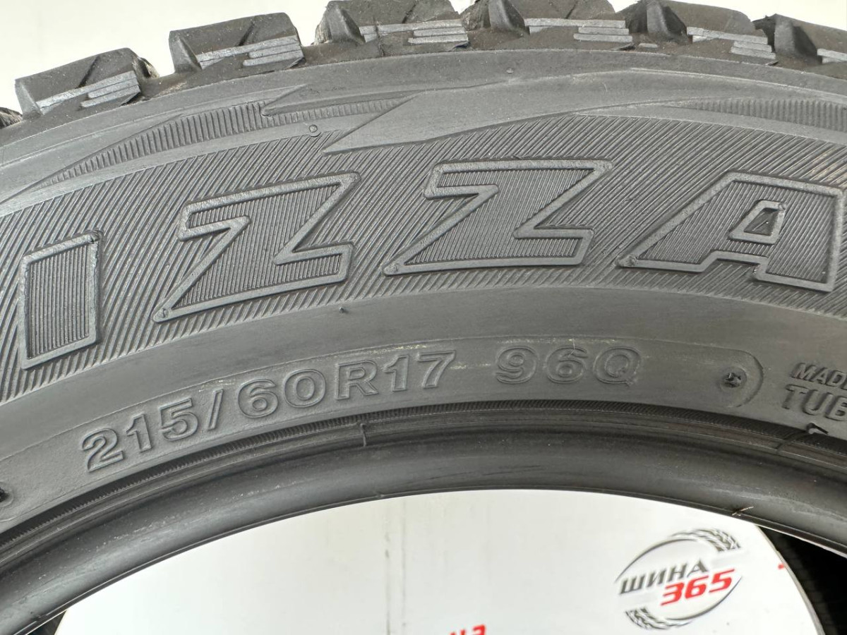 215/60 R17 BRIDGESTONE BLIZZAK DM-V1 9mm