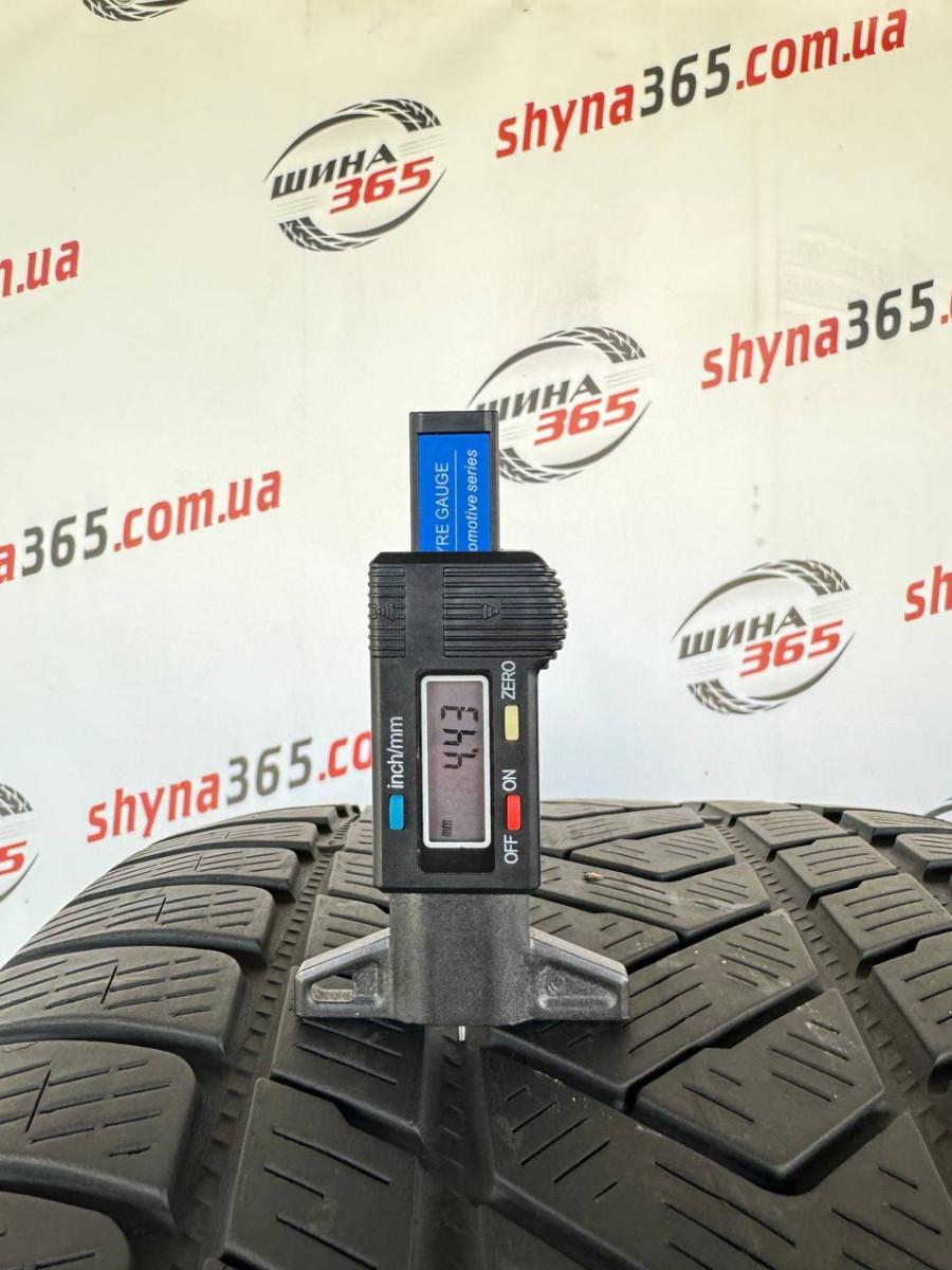 305/35 R21 PIRELLI SCORPION WINTER 4mm