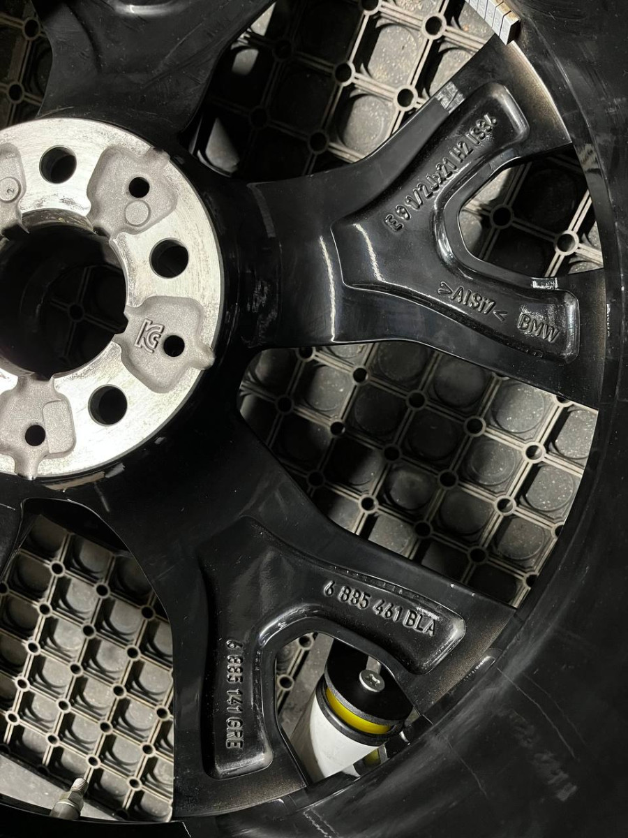 ДИСКИ ДЕМО BMW 6885461 R21 9.5J PCD 5X112 ET36 DIA66.6 BK