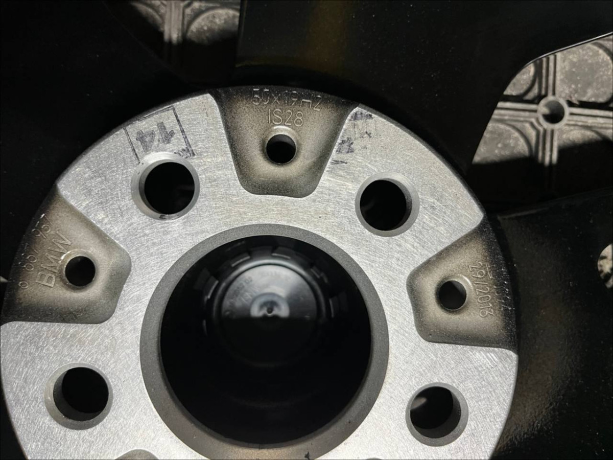ДИСКИ BMW 6887937 R19 5J PCD 5X112 ET28 DIA66.6 BK