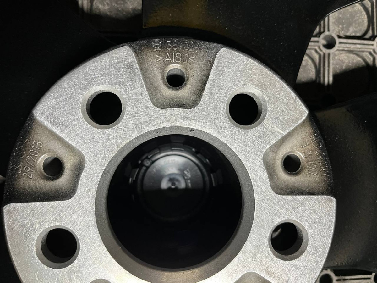 ДИСКИ BMW 6887937 R19 5J PCD 5X112 ET28 DIA66.6 BK